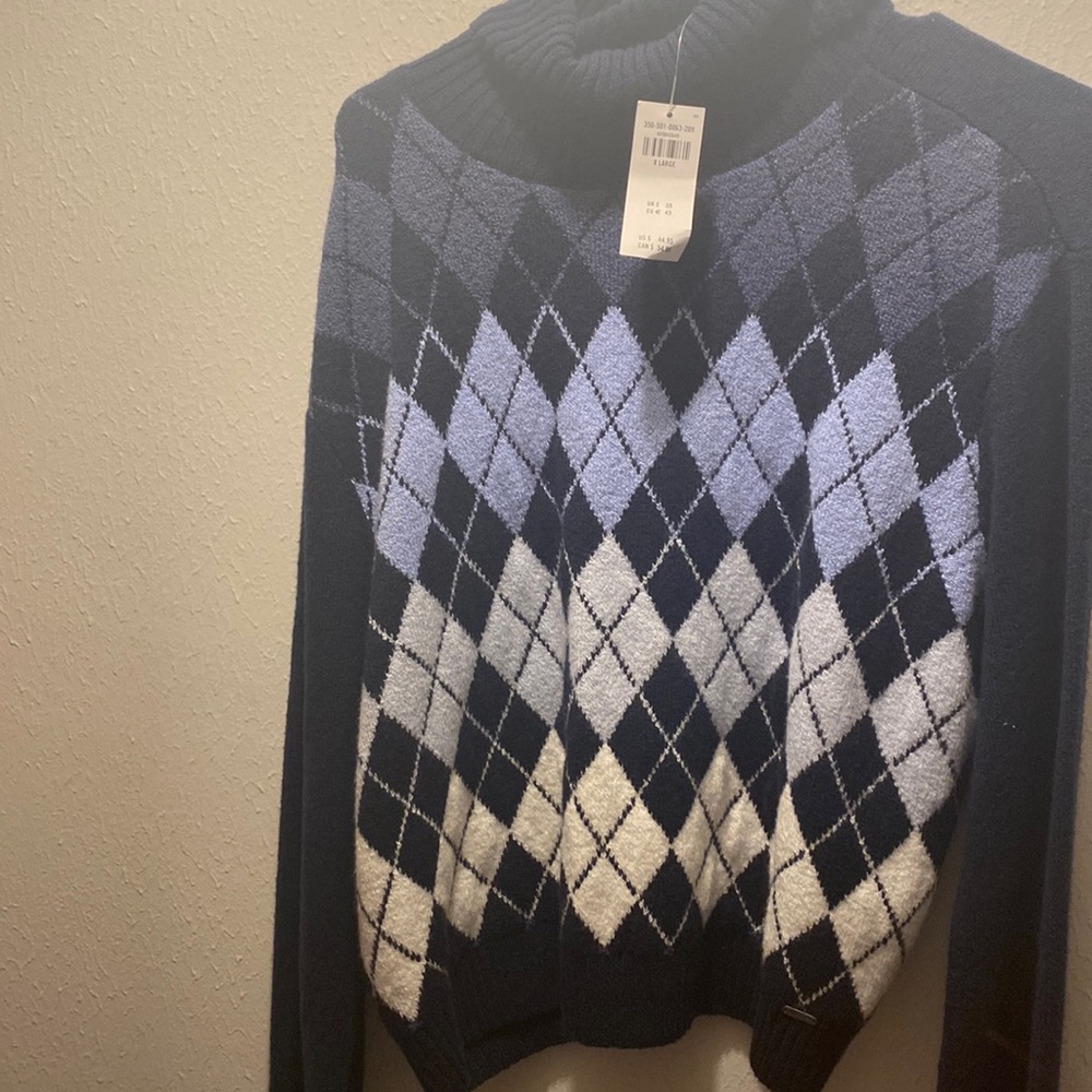 Holister turtle neck